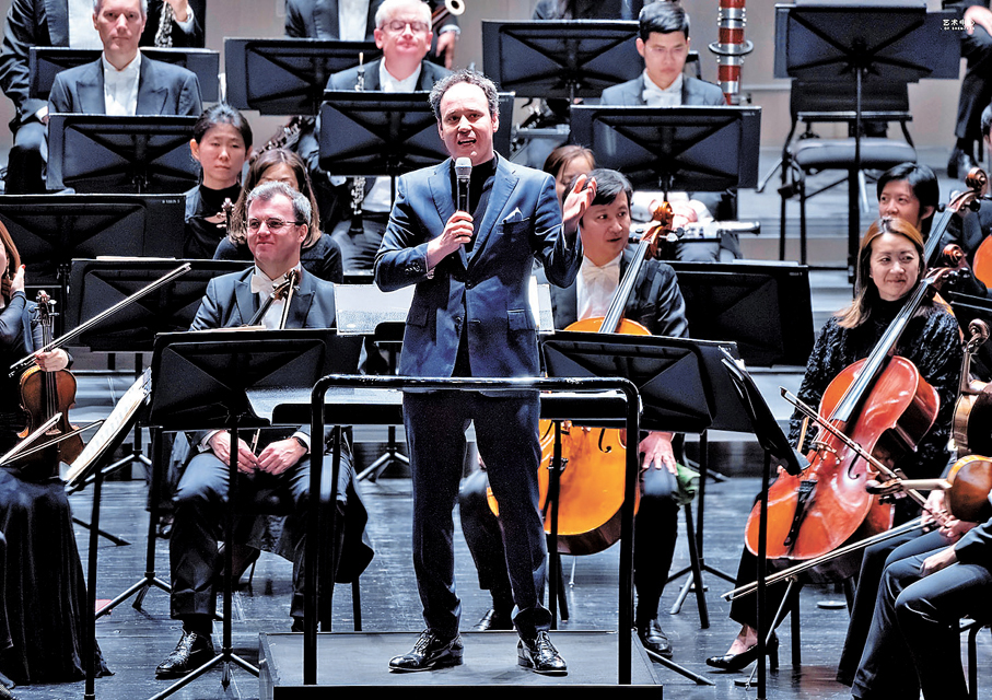 ●港樂深圳新年音樂會現場。 記者毛麗娟 攝