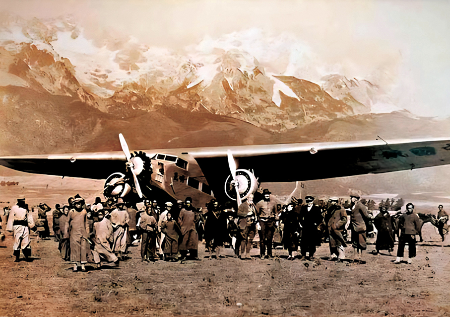 ●飛行駝峰航線北線的飛行員。 作者供圖