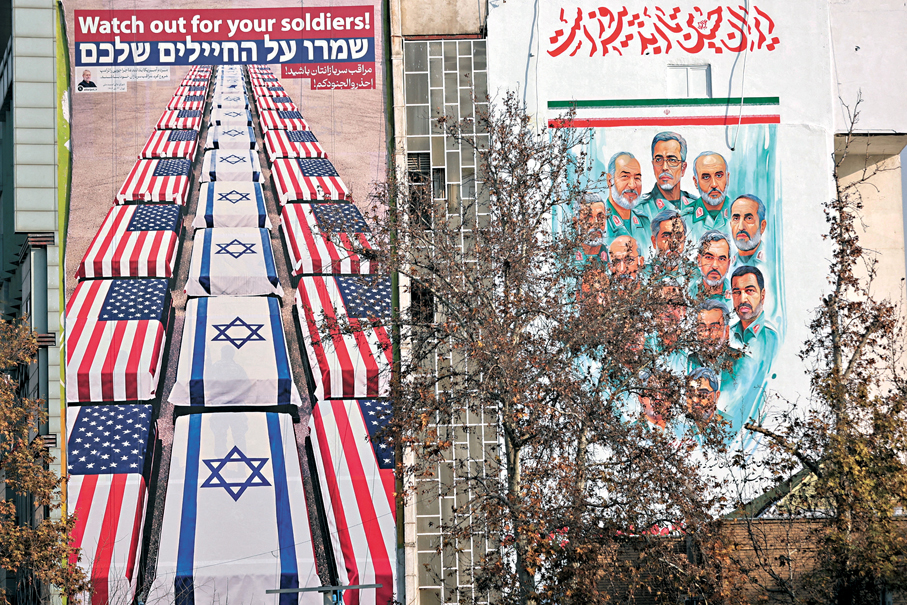 ●德黑蘭建築物外懸掛反美及反以色列巨型海報。 路透社