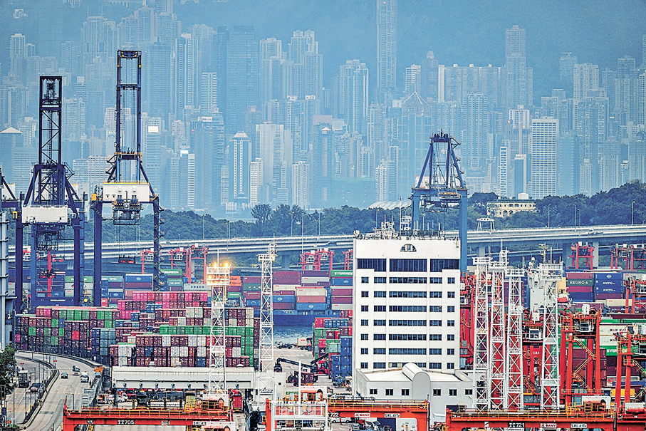 ●特區政府發言人表示，展望未來香港經濟保持良好勢頭應為本地營商氣氛帶來支持。 資料圖片