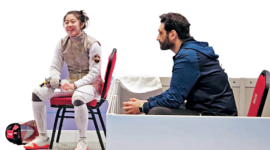 ●劉婕琳（左）笑言來港參賽如「重臨福地」。 片段截圖