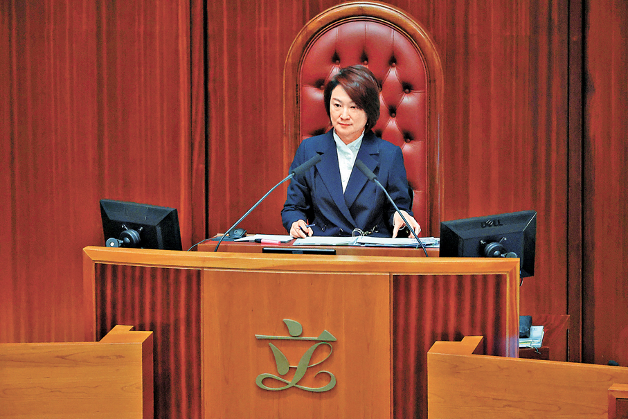 ●李慧琼認為全體議員均有信心和決心做到「三點期盼」。 香港文匯報記者郭木又  攝