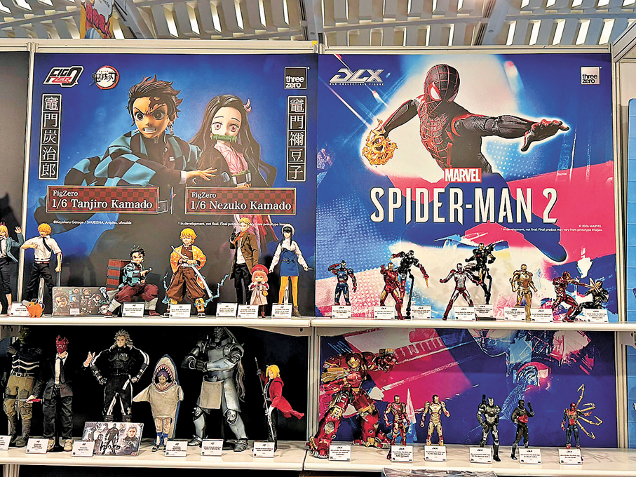 ●threezero展出的產品既有與國際級IP合作的產品，還有與本地IP合作以及自家原創設計的潮玩產品。