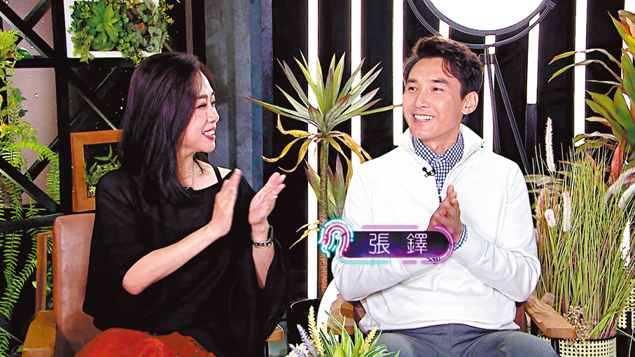 ●張鐸甜撐陳松伶重返舞台。TVB供圖