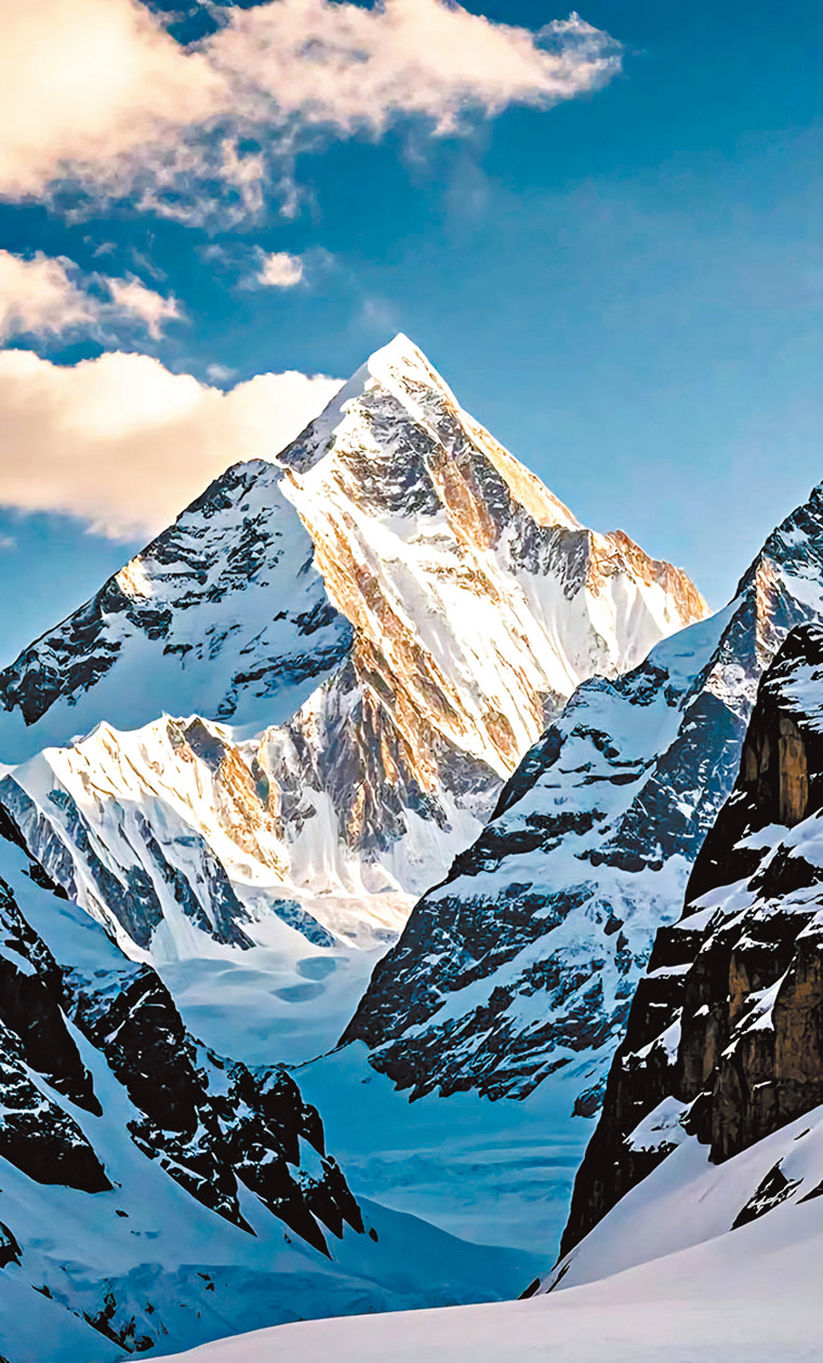 ●喀喇崑崙山主峰喬戈里峰。 作者供圖