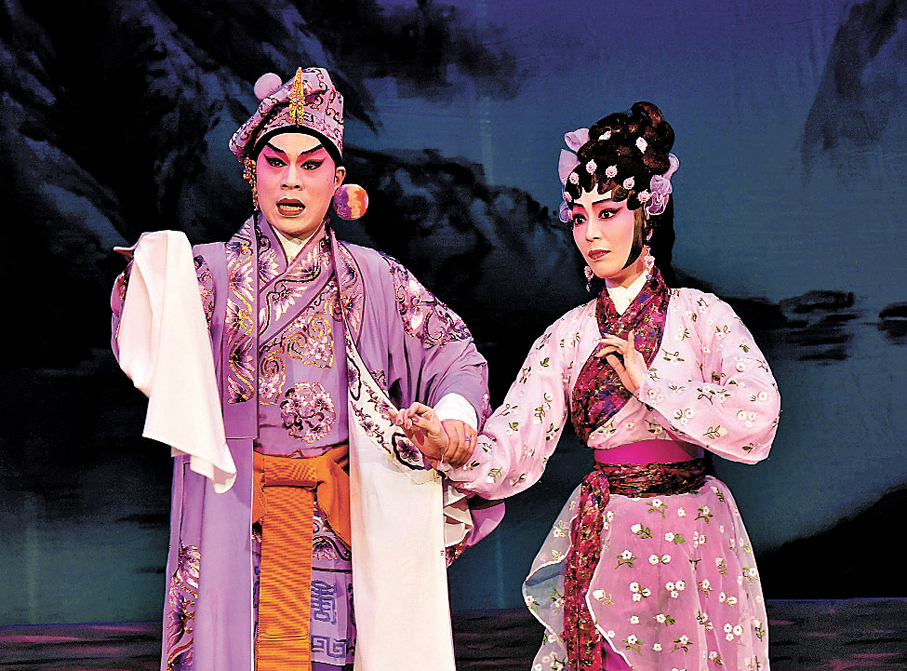 ●藍天佑與鄭雅琪合演《雙仙拜月亭之搶傘》。