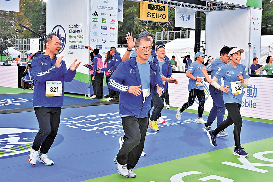 ●領袖盃吸引約40名政商界人士參賽。 陳茂波Fb圖片