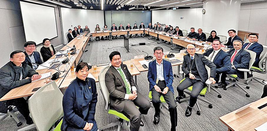 ●特首政策組舉辦圓桌會議，匯聚全球精英探討香港在全球太空經濟蓬勃發展中的戰略定位與機遇。 特首政策組供圖