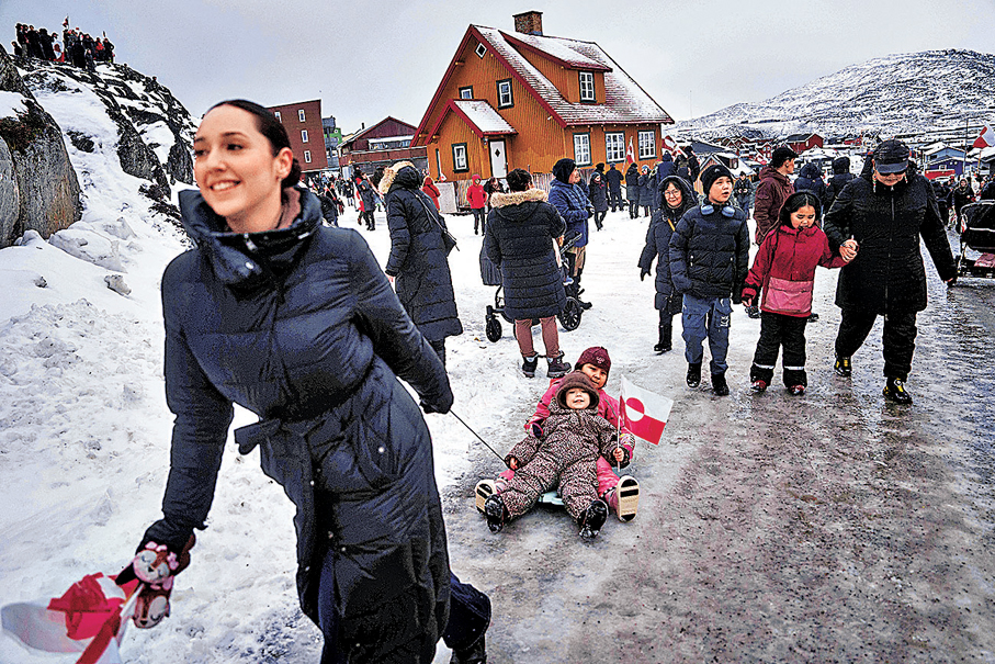 ●特朗普無視格陵蘭人民意願，圖奪取當地主權，並作出加徵關稅威脅，所有被點名國家均準備力挺丹麥。 美聯社