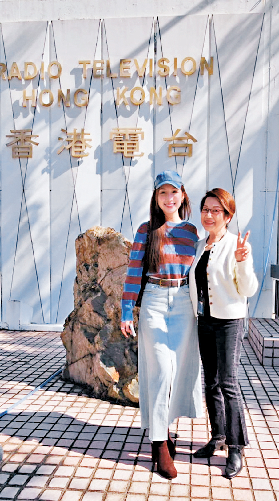 ●陳海兒（左）的伯樂是張敬軒。 作者供圖