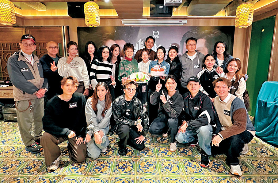 ●《非常檢控觀》劇組齊聚看首播。  香港文匯報記者子棠 攝