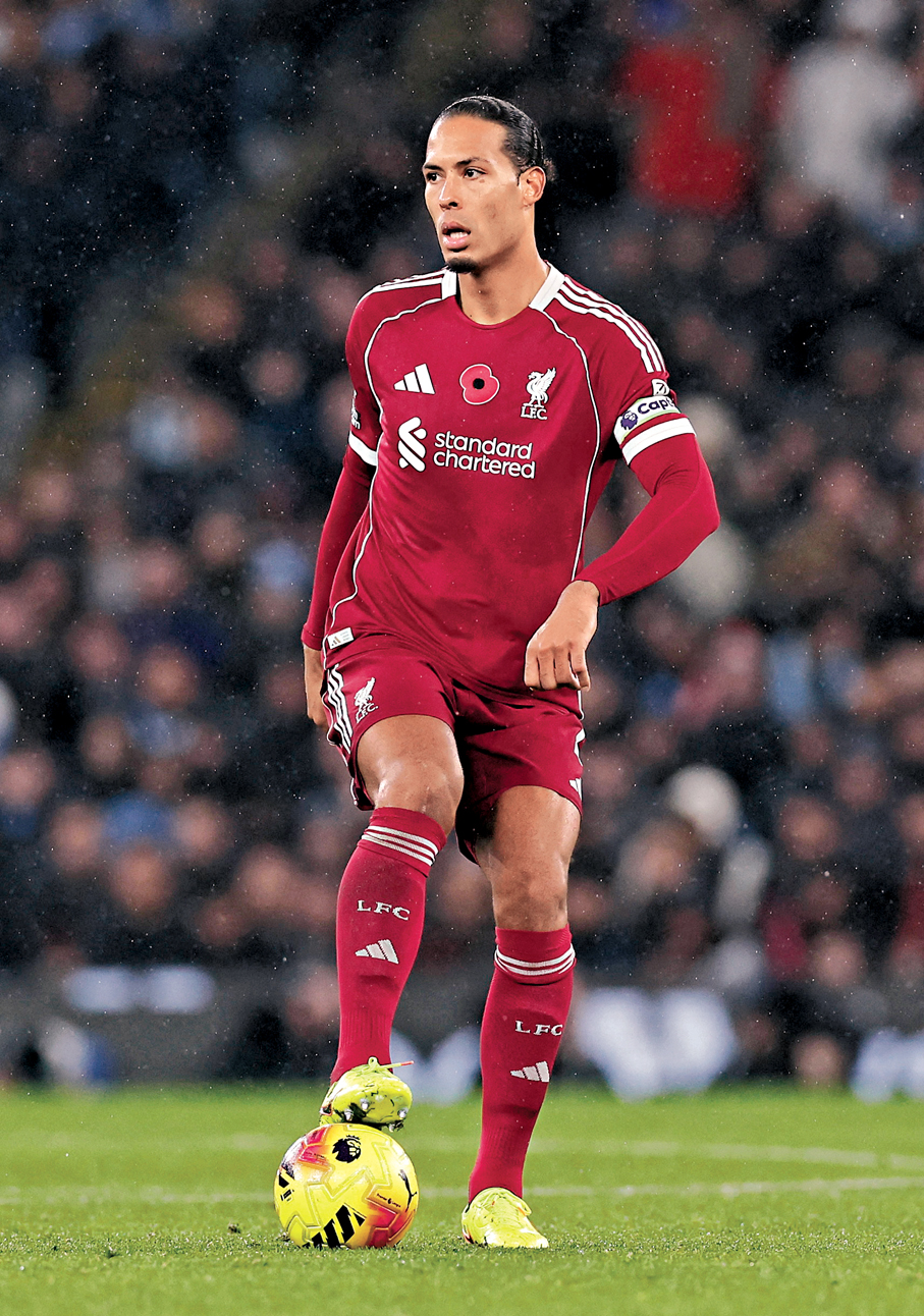 ●由雲迪積克統領的利物浦防線近期欠缺穩定。 資料圖片