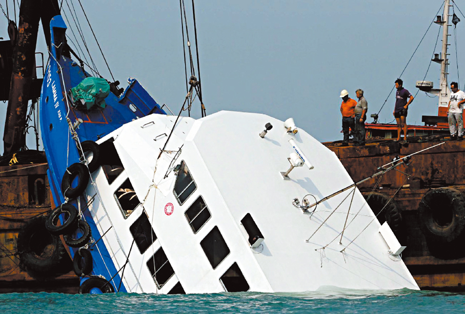 ●死因庭昨日裁定，2012年10月1日發生的南丫海難中39名罹難者「非法被殺」。 資料圖片