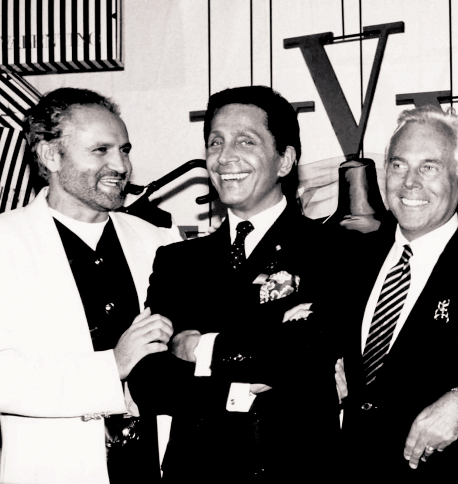 ●上世紀九十年代意大利時裝三大天王（左起）︰Versace、Valentino、Armani終於齊聚天堂。 作者供圖