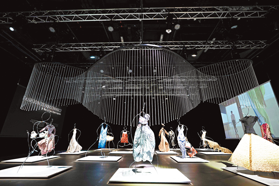 ●FASHION TO RECONNECT時裝展覽