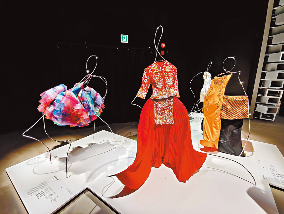 ●Vivienne Tam作品