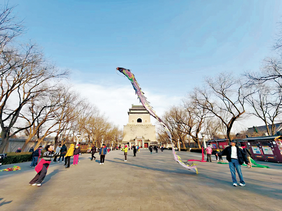 ●如今的鐘鼓樓跳出「單純觀古建」的傳統模式，構建古今交融的沉浸式體驗。