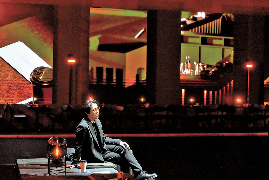 ●《Song From FAR Away》中，哥哥以七封信表達對亡弟及家的情感。  攝影：Mak Cheong Wai