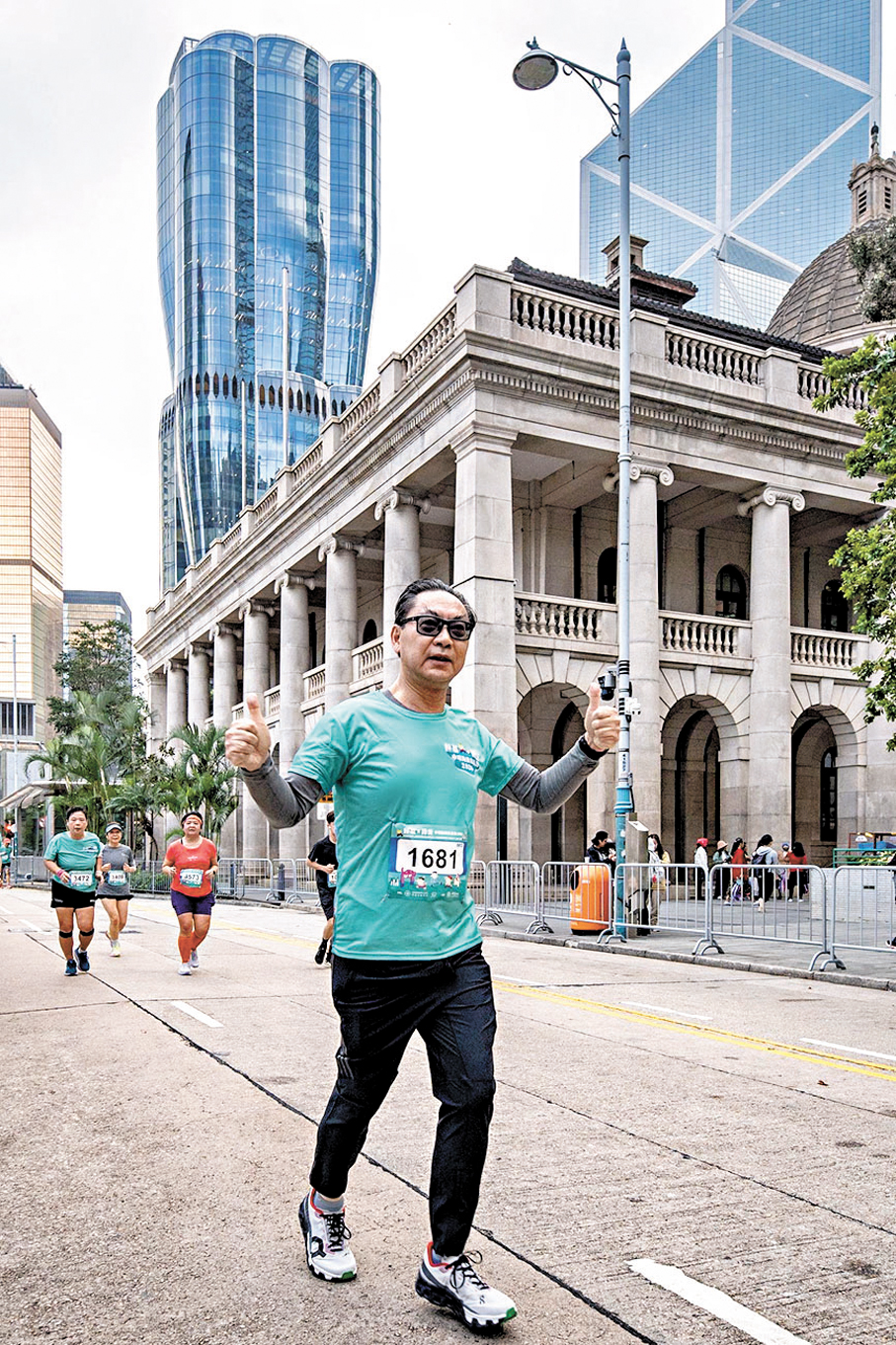 ●立法會議員、恒基兆業地產執行董事黃浩明參與「恒基×博愛中環海濱慈善跑 2026」。 公關圖片