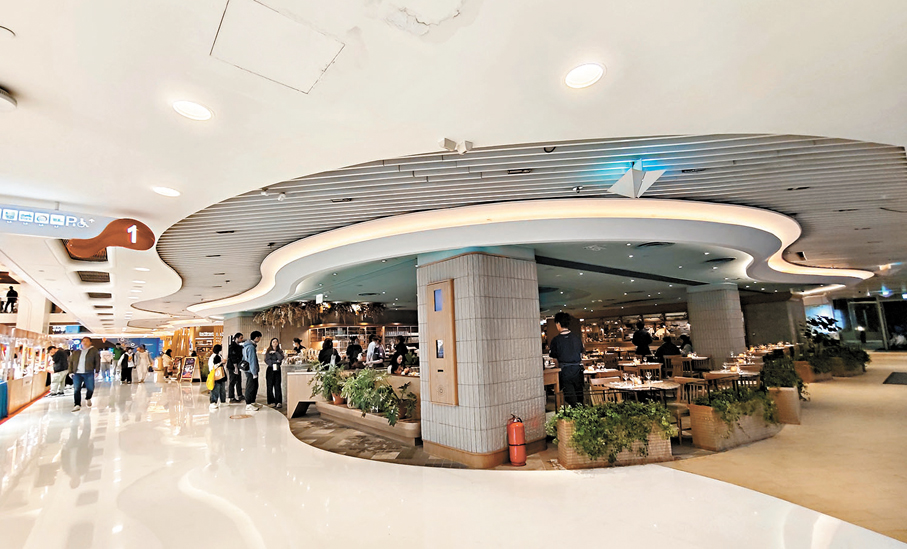 ●新城市廣場以bubble concept概念設計的1樓餐廳食肆樓層