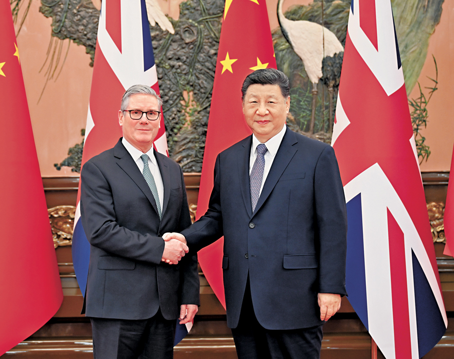 ●1月29日上午，國家主席習近平在北京人民大會堂會見來華進行正式訪問的英國首相斯塔默。新華社