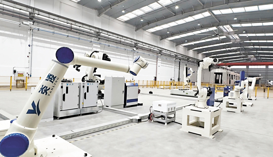 ●炎凌自主研發的機器人。 香港文匯報北京傳真