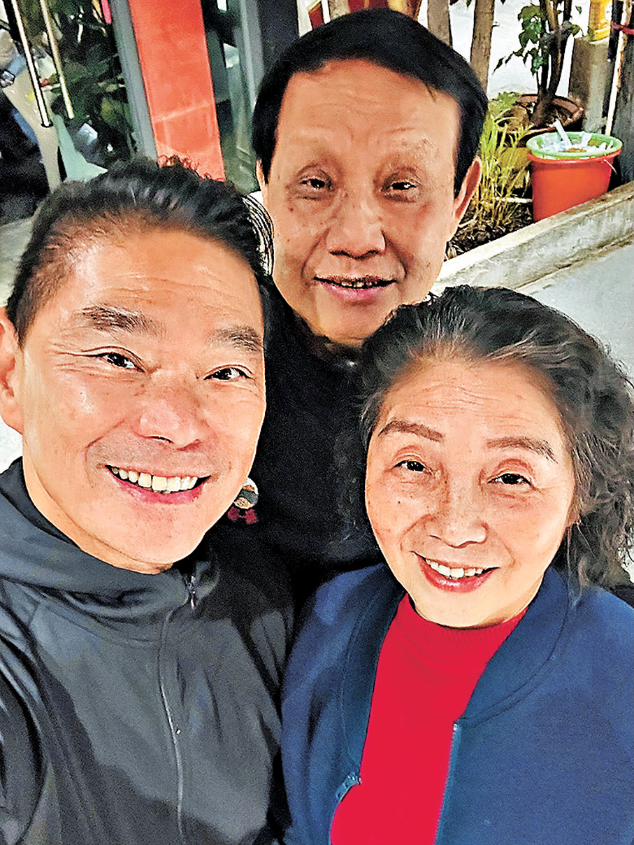 ●跟小樺相識於一九九七年前，隨後是她夫婿丁生，然後是他們經營的省歌食堂。 作者供圖