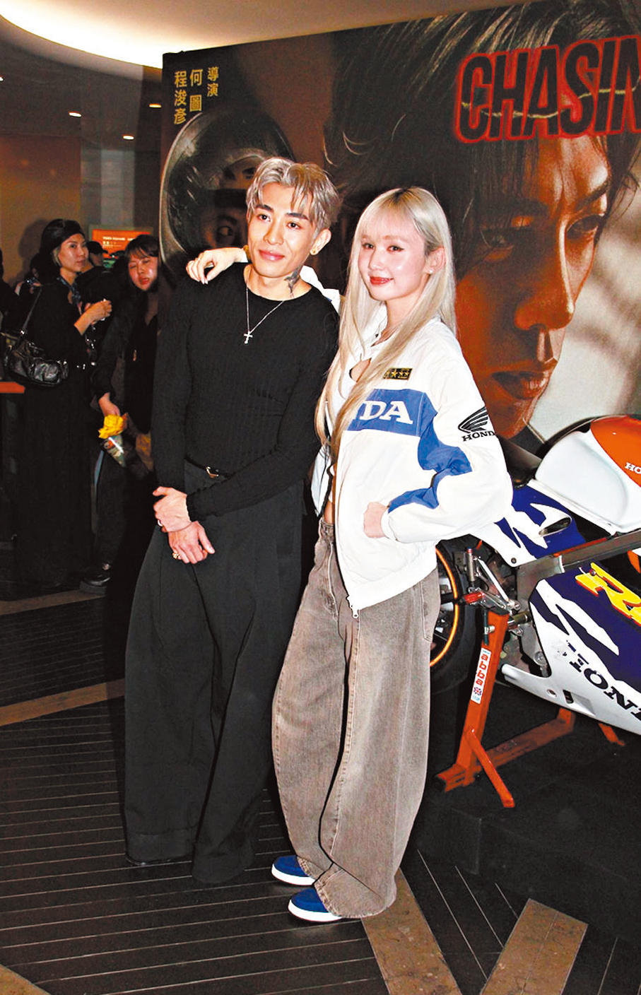 ●Tyson直言被Nancy清純的外表所吸引。  香港文匯報記者達里 攝