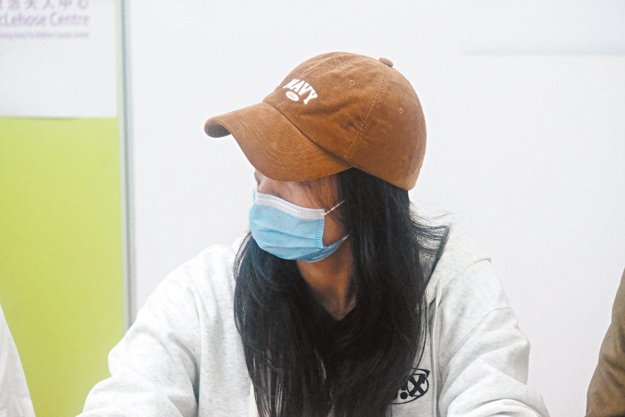 ●阿紀表示，參加計劃前，各類物品堆滿起居空間，家中常年雜亂無章。 香港文匯報記者涂穴  攝