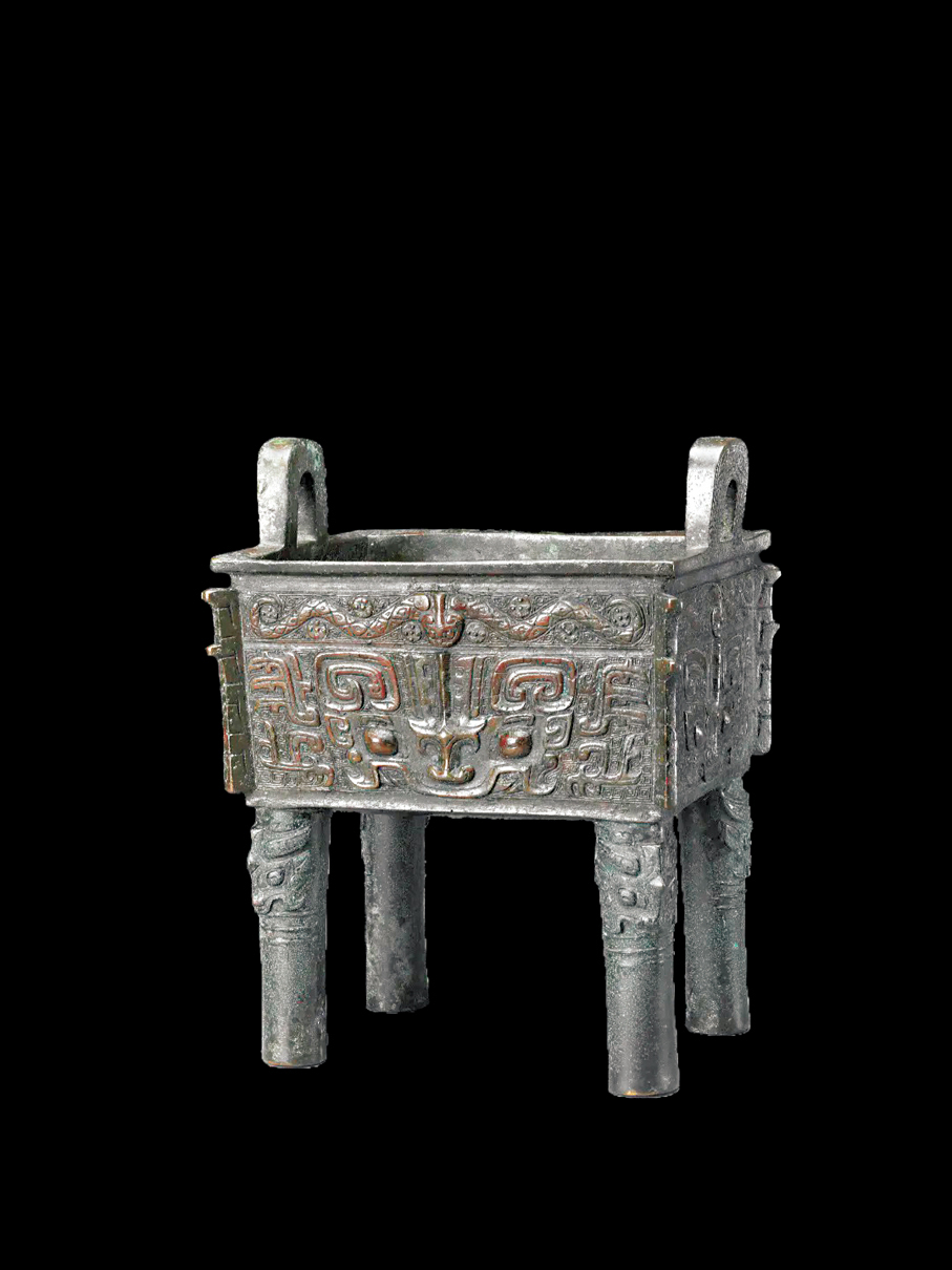 ●商朝獸面紋方鼎