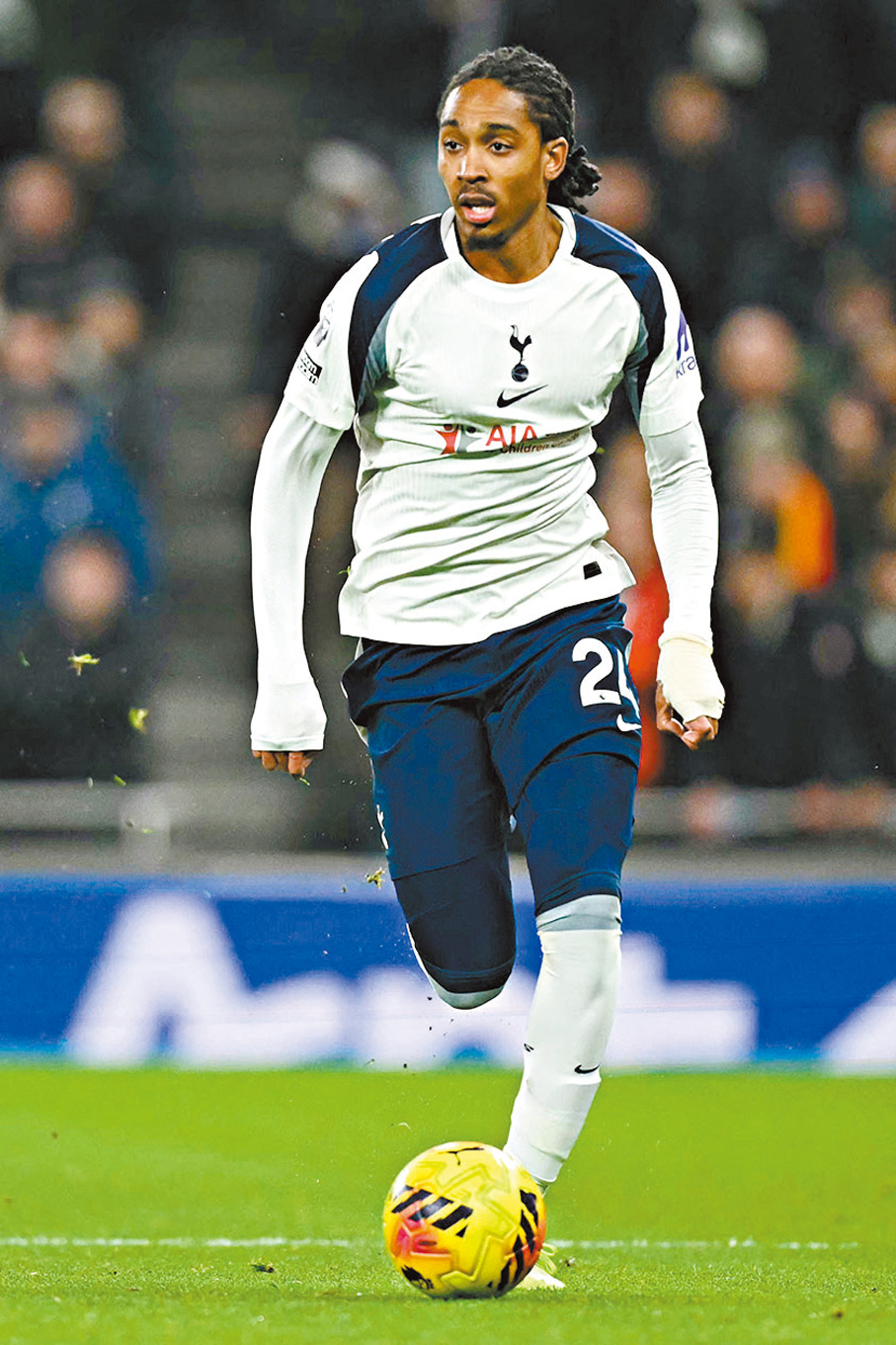 ●熱刺守將史賓斯是役勢必遇上嚴峻考驗。  資料圖片