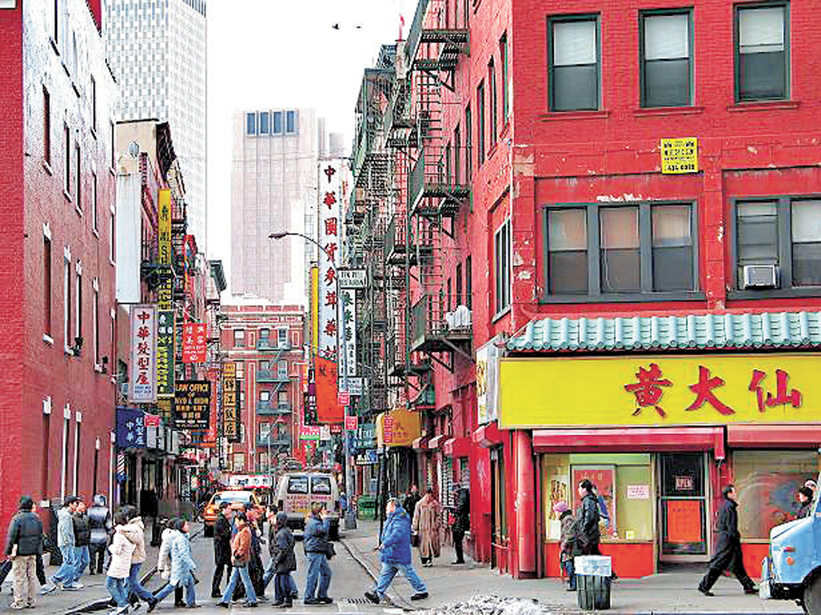 ●在美國紐約接連傳出移民在報到時遭拘捕的消息後，不少正等待上庭的華裔移民開始考慮放棄庇護提前回中國。圖為美國紐約唐人街。 資料圖片