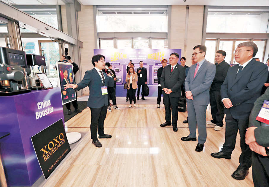 ●「衝出夢想」計劃成果展示日，呈現多個政產學協同發展的成功範例。 孫東Fb圖片