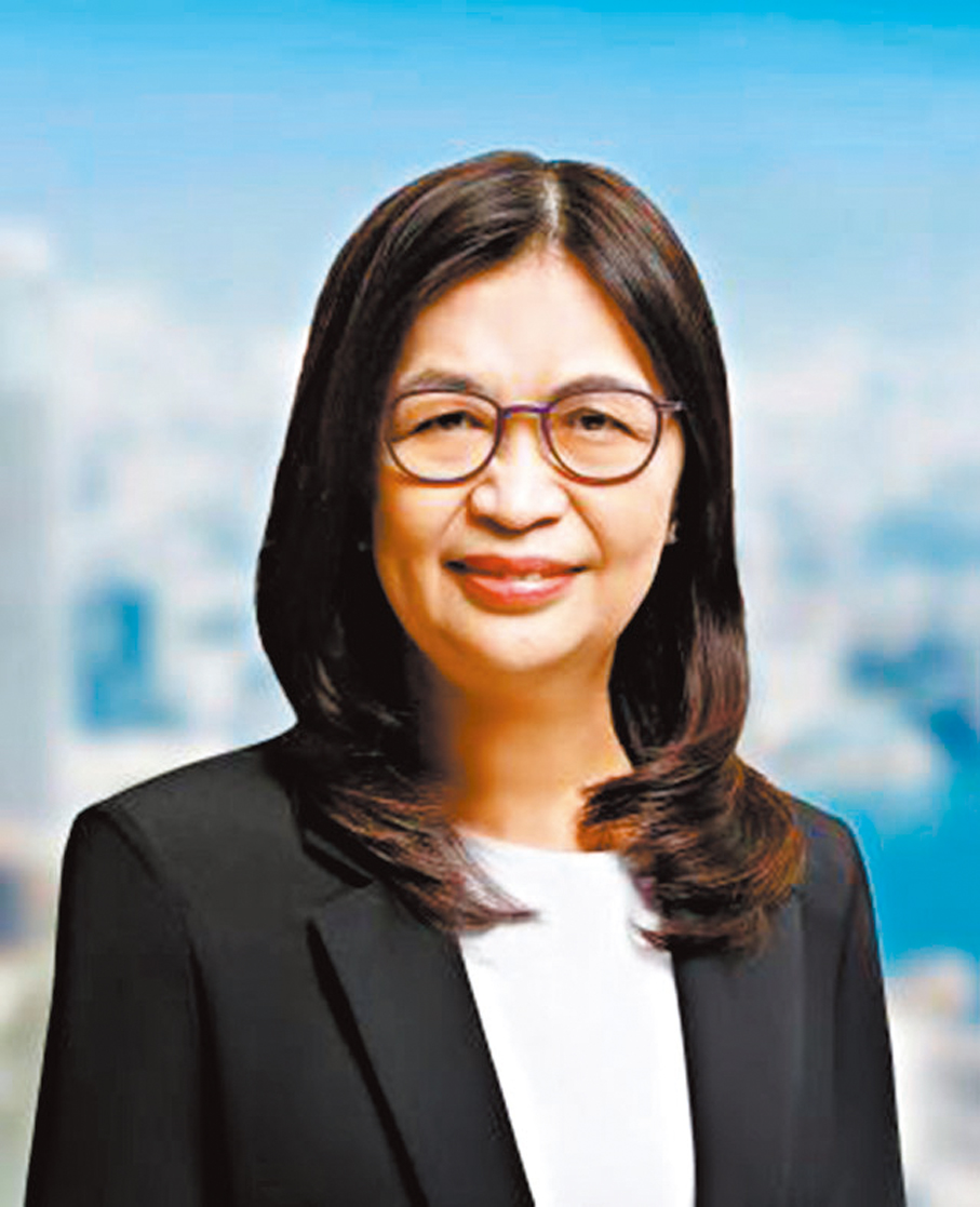 ●香港證監會行政總裁梁鳳儀