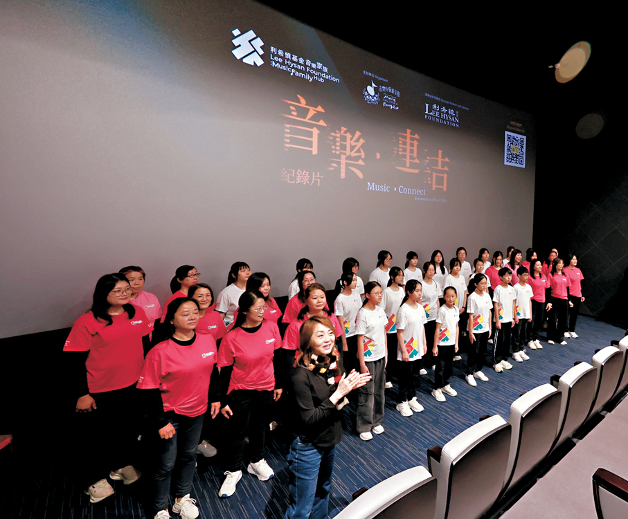 ●龐秋雁鼓勵MCF合唱團要努力追夢。    大會供圖