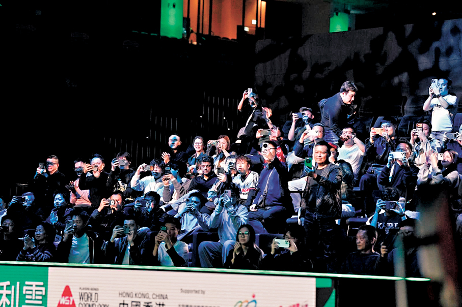 ●「火箭」首日登場，吸引大批球迷到場觀戰。