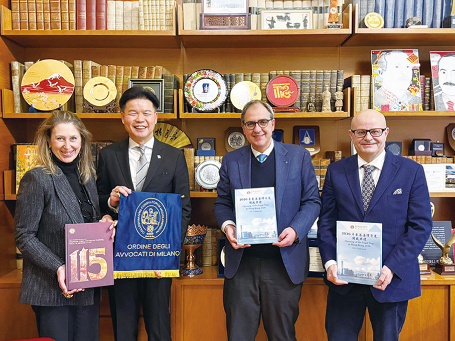 ●湯文龍與米蘭律師公會會長Antonino La Lumia、副會長暨國際關係委員會主席Francesca Zanasi以及歐洲聯盟委員會委員Cristiano Bacchini會面，就未來合作進行探討。