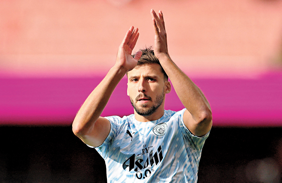 ●魯賓戴亞斯趕及復出，令曼城防線回穩。 資料圖片