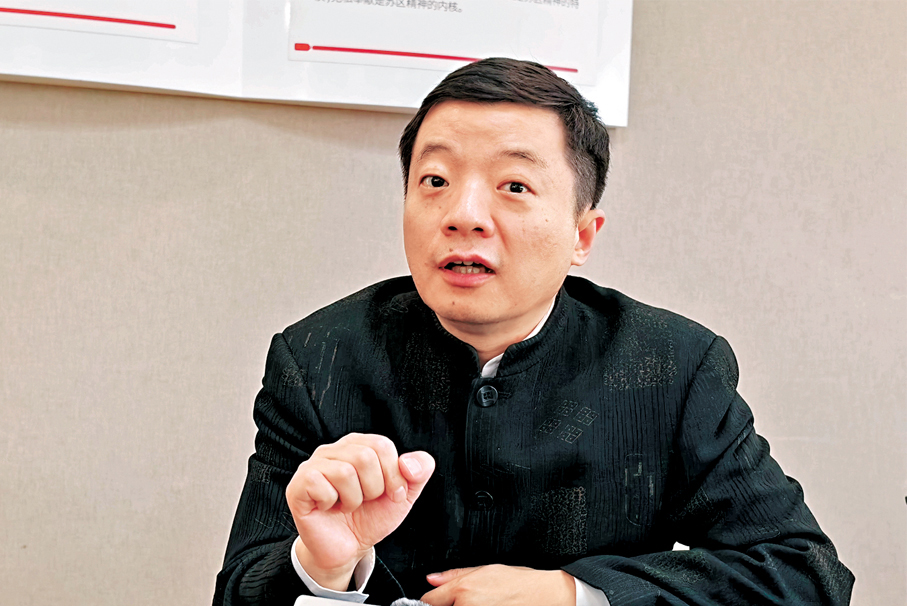 ●深圳市政協港區委員、香港「一國兩制」研究中心研究總監方舟香港文匯報記者郭若溪  攝