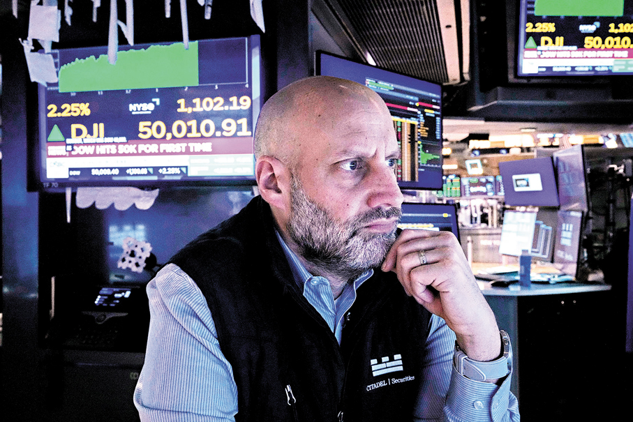 ● 在市場不確定性高企下，部分投資者押注美國經濟政策利好舊經濟板塊。 美聯社