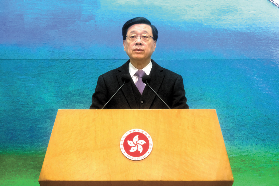 ●香港特區行政長官李家超昨日出席行政會議前會見記者時表示，國務院新聞辦公室發布《「一國兩制」下香港維護國家安全的實踐》白皮書意義重大。 香港文匯報記者涂穴  攝