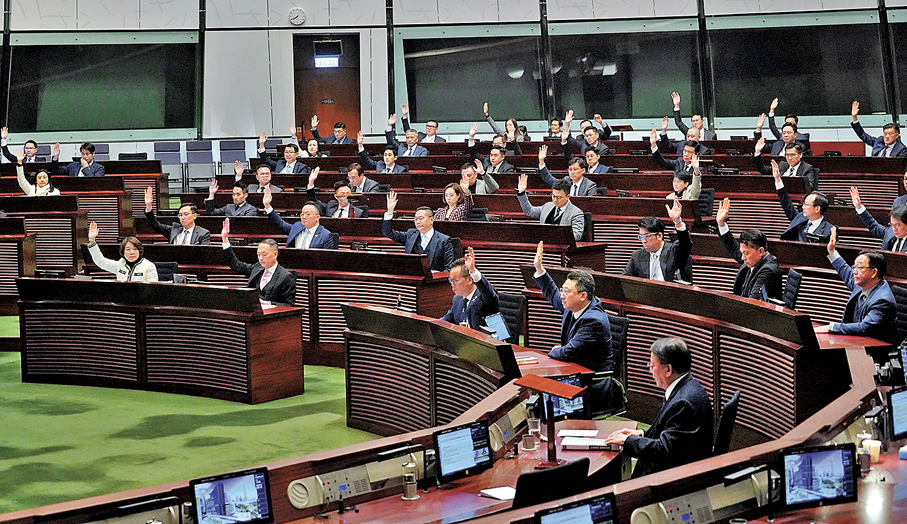 ●多位立法會議員表示，國家安全從來都是香港的「護身符」，要時刻防止反中亂港勢力破壞國家安全。圖為立法會會議。 資料圖片