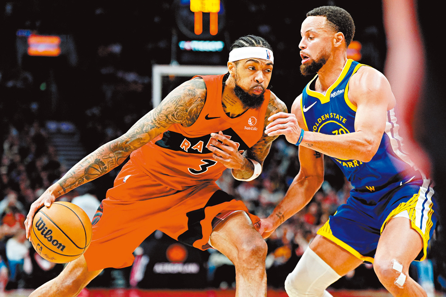 ●恩格林（左）取代居里出戰明星賽。  資料圖片