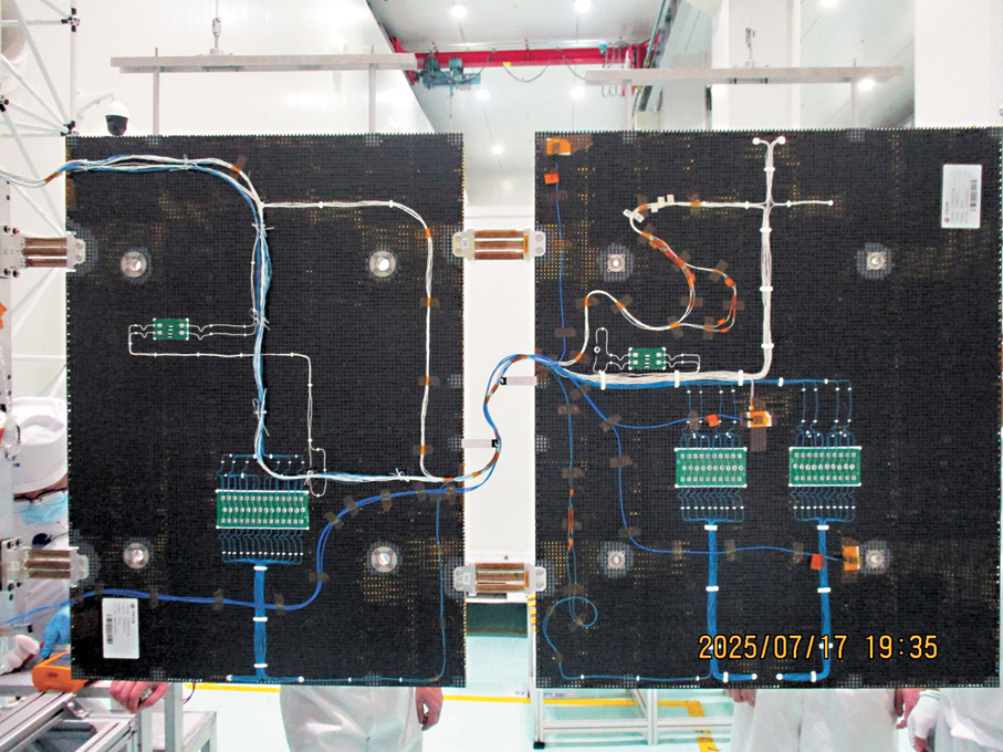 ●太陽翼安裝及展開  港中大供圖