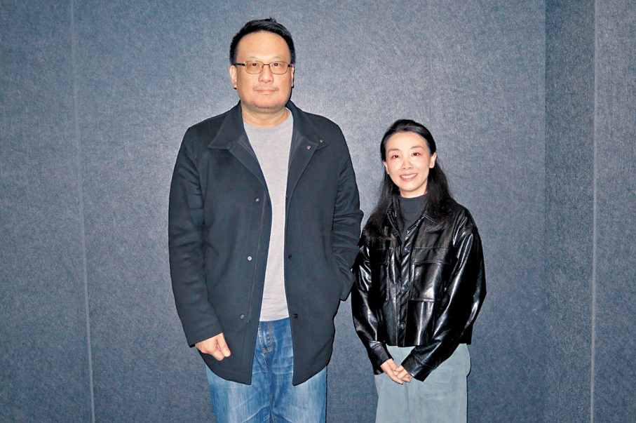 ●張慧瑜與任硯聰合拍的《玩救我老母》以荒誕方式拆解家庭控制與代際關係。   香港文匯報記者阿祖  攝