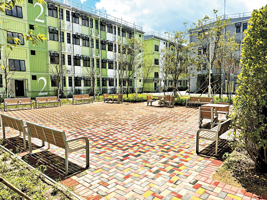 ●近年陸續建成不少過渡性房屋。圖為大埔過渡性房屋樂善村第二期。 資料圖片