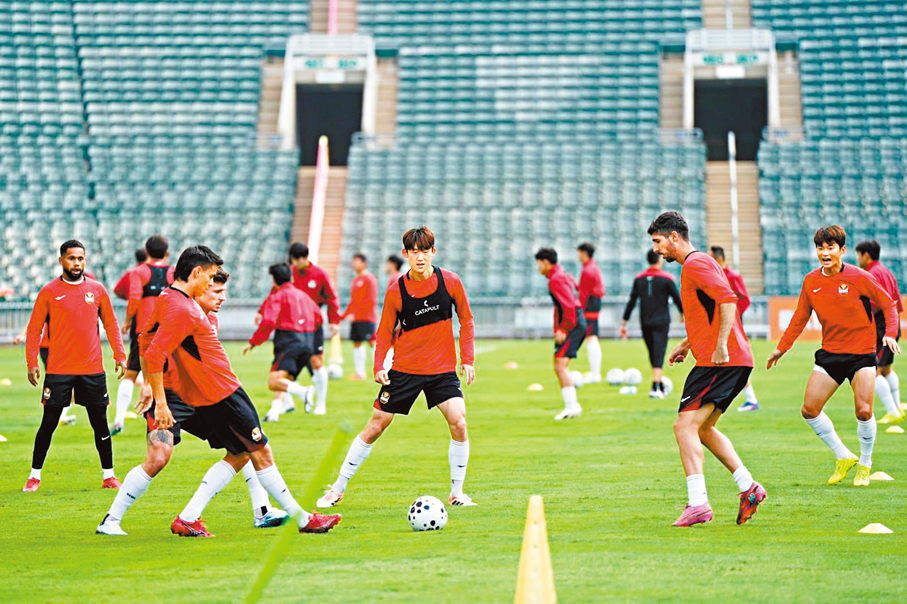 ●FC首爾昨日在大球場操練。