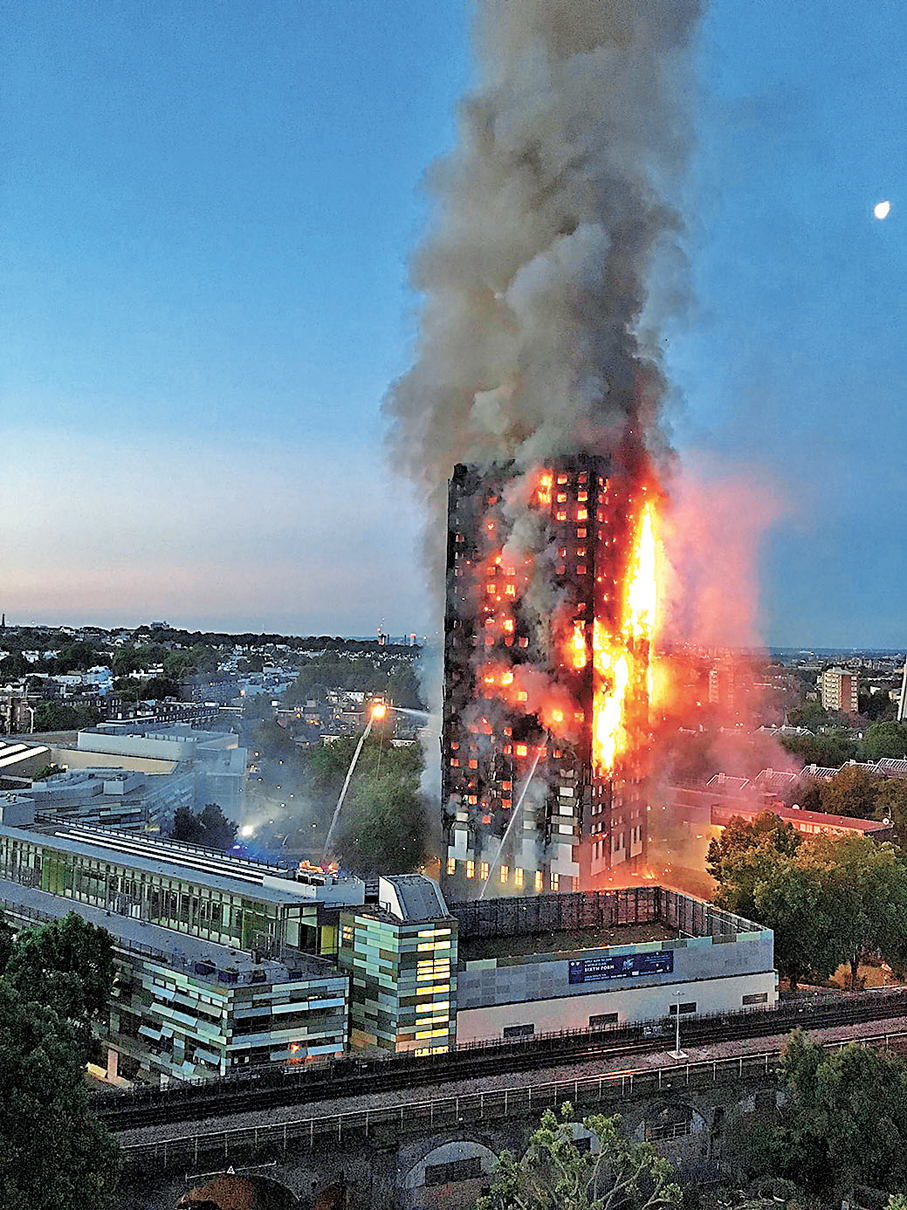 ●倫敦格倫費爾塔大火。   資料圖片