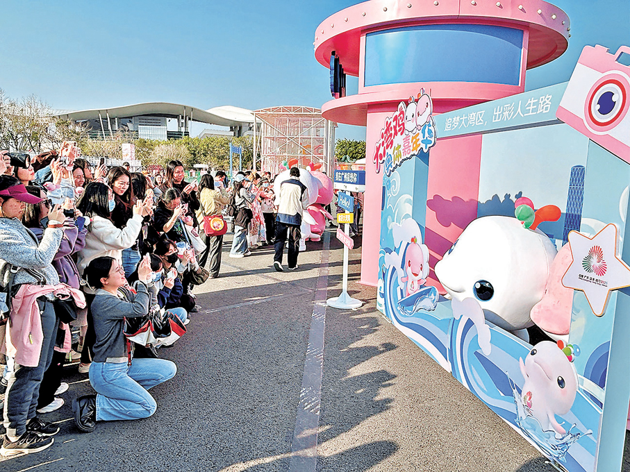●春節文旅季，「大灣雞」受到年輕消費者的喜愛。香港文匯報記者敖敏輝  攝