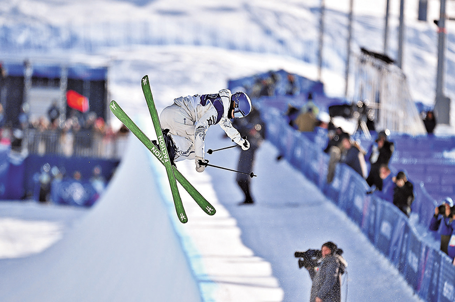 ●谷愛凌在比賽中。  新華社